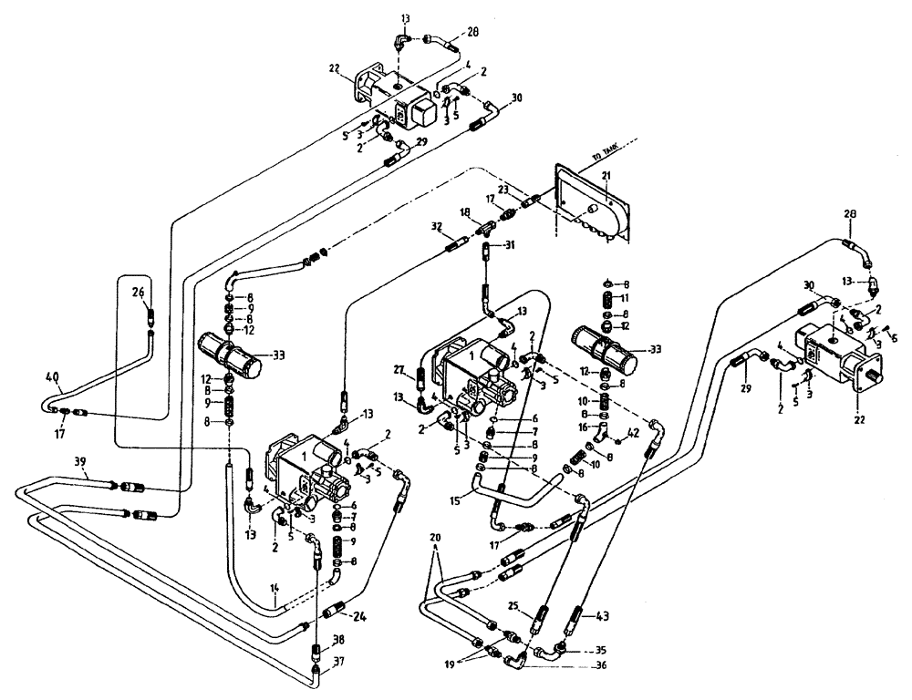 Схема запчастей Case IH 7700 - (B05[92]) - HYDRAULIC CIRCUIT, HYDROSTATIC TRANSMISSION, SERIAL # 7660 AND ONWARDS Hydraulic Components & Circuits