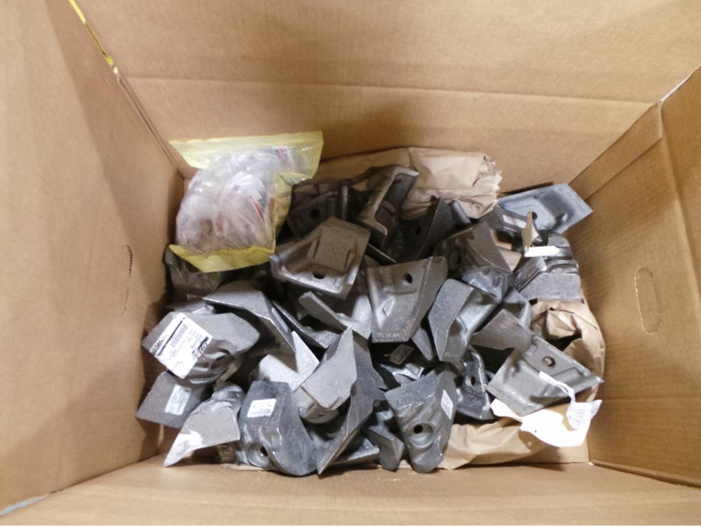 Схема запчастей Case IH 9230 - (66.330.02[01]) - KIT RASP BAR SPIKE EXT WEAR (66) - THRESHING