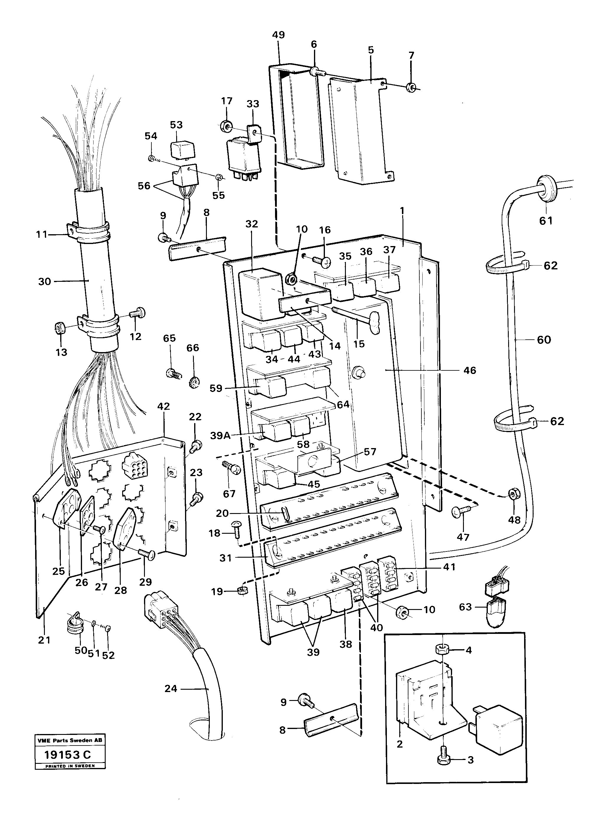 Схема запчастей Volvo L30 - 15995 Electrical distribution box L30 L30